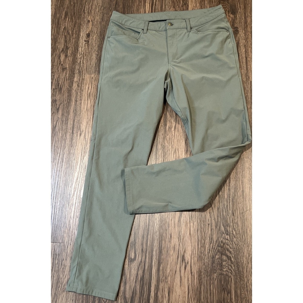 lululemon athletica Slim Men's Jeans in Sage Green